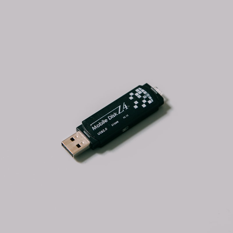 Cómo recuperar datos de un USB o pendrive dañado [Guía 2026]